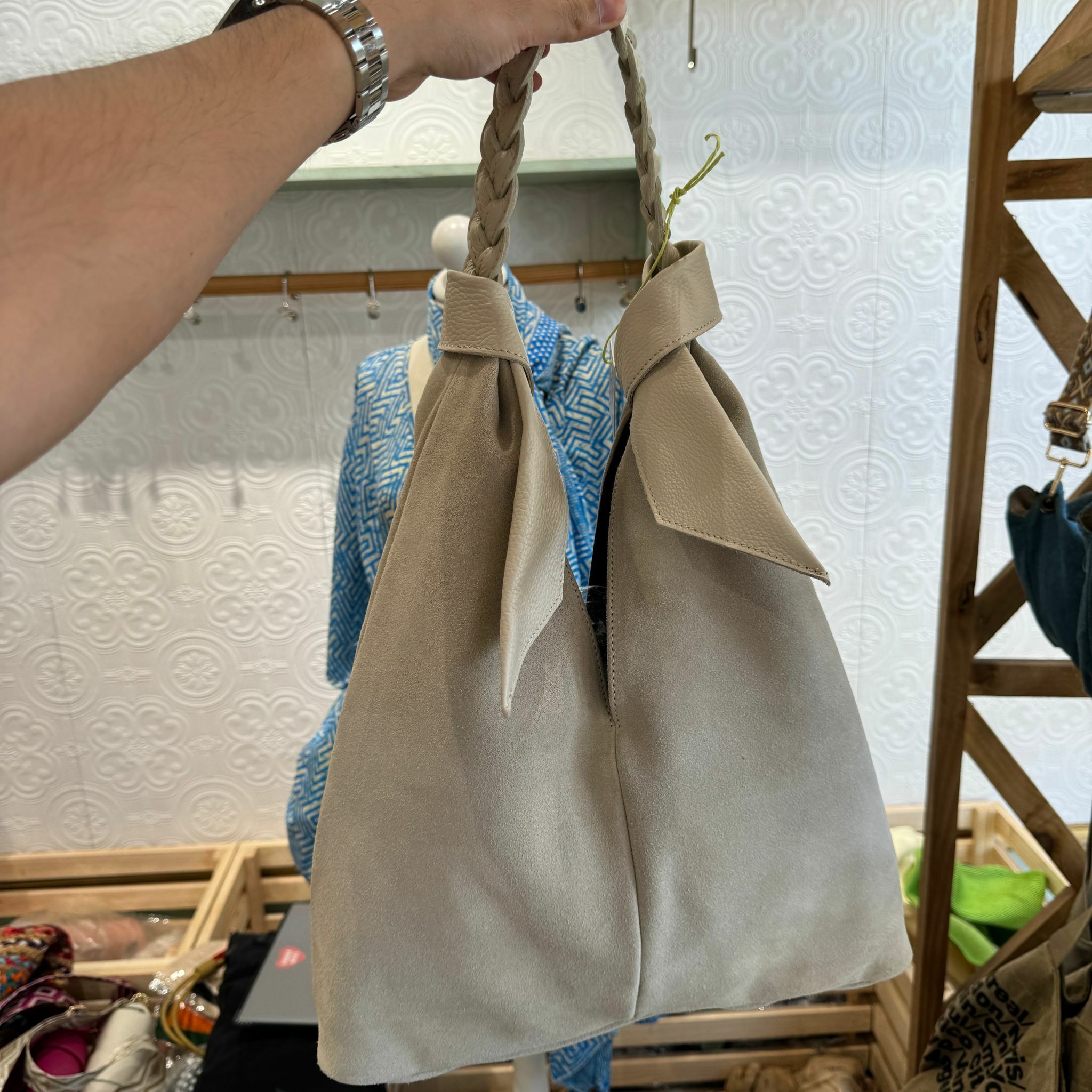 HOT-LLG0210-212 手袋帶隨機款 (A212)