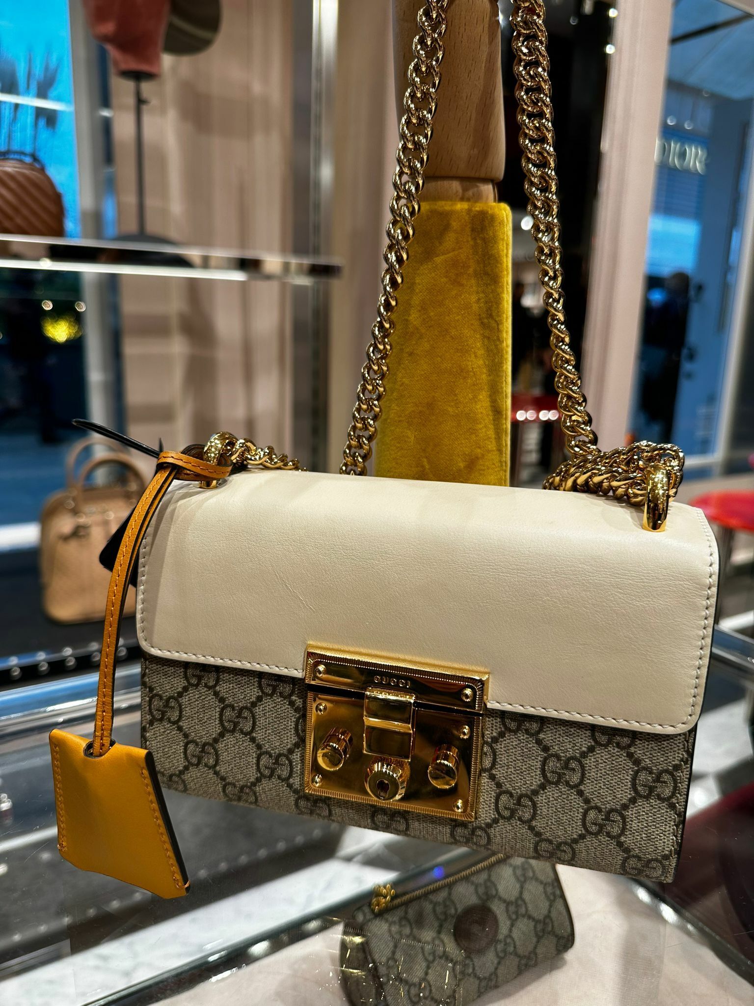 HOT-LLG0210-314 Gucci GG花紋併白色盒子手袋 (B8)