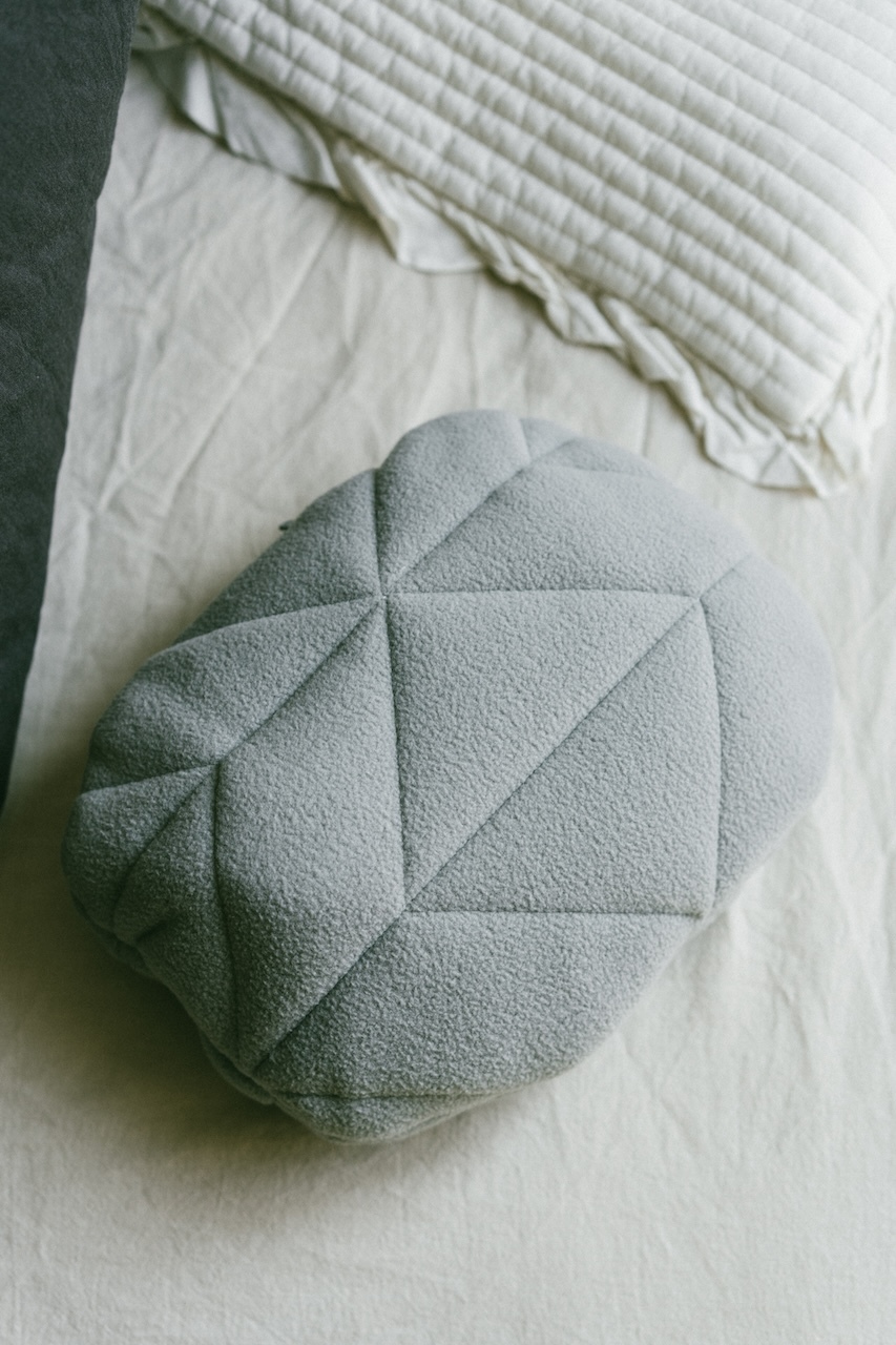 日本 ThermaWrap HOT WARMER 4層保溫質感絎縫保溫熱水袋（袋＋壺一組）