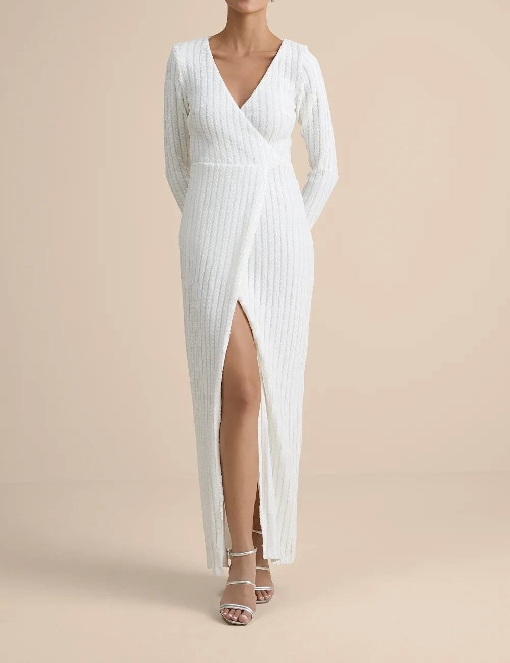 White Ice白色條紋亮片v領開叉Dress