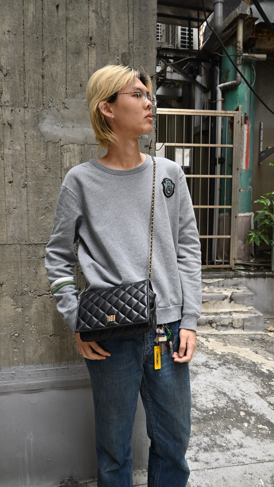 80’s GIVENCHY Chain Shoulder Bag 4G LOGO(Made In Hong Kong)