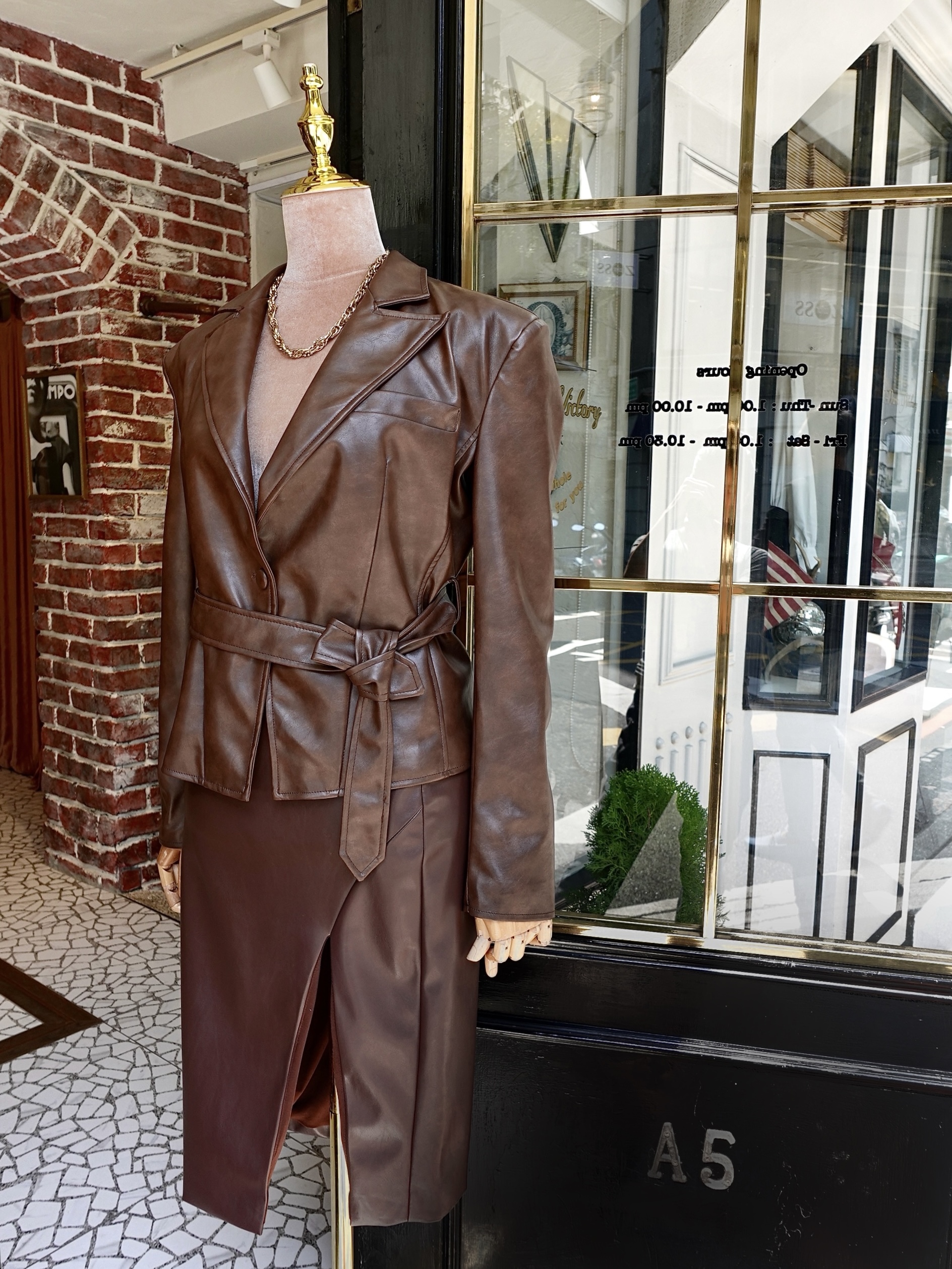 Brown CoCo咖啡色綁腰 Vegan皮革西裝外套