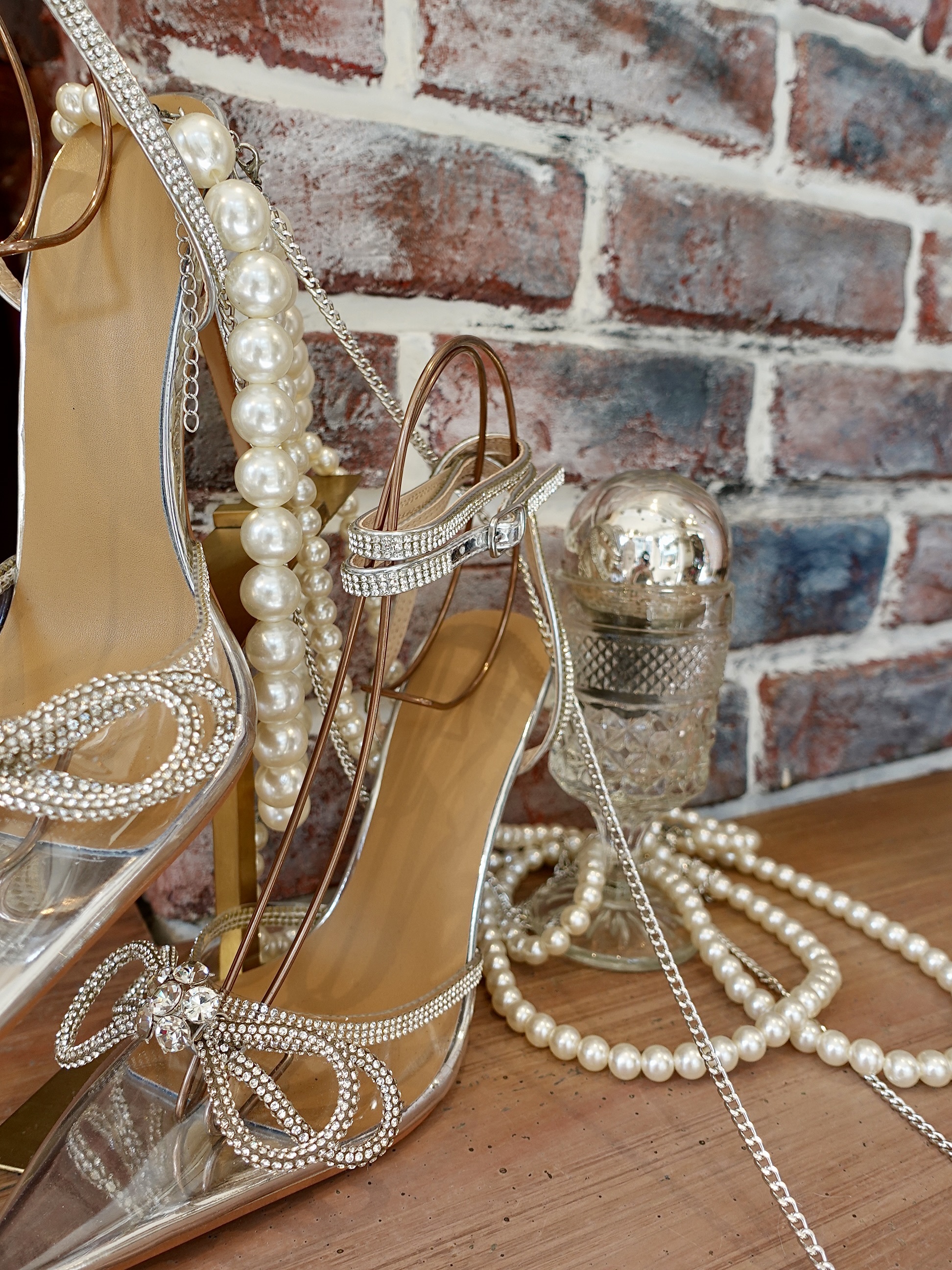 Silver Glam銀色水鑽蝴蝶結透明高跟鞋