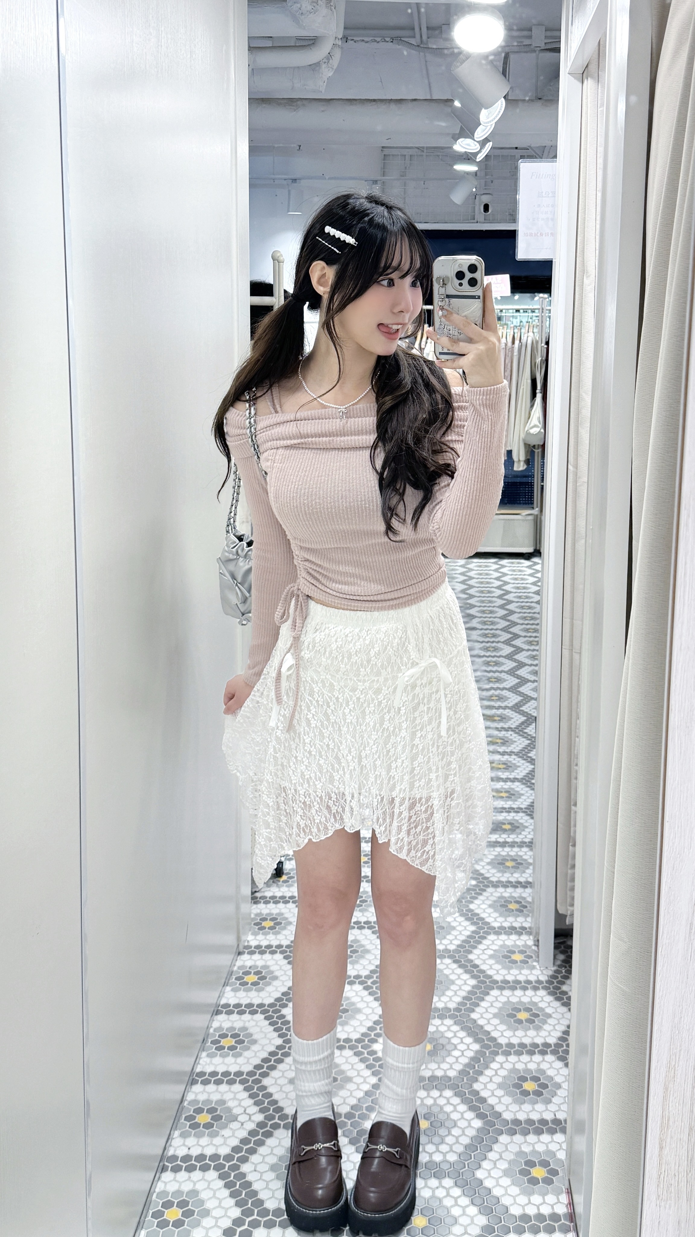 （停產）T1212｜4色入🎀小性感絨面暗直紋一字肩單吊帶長袖上衣⋆.˚🦢⋆