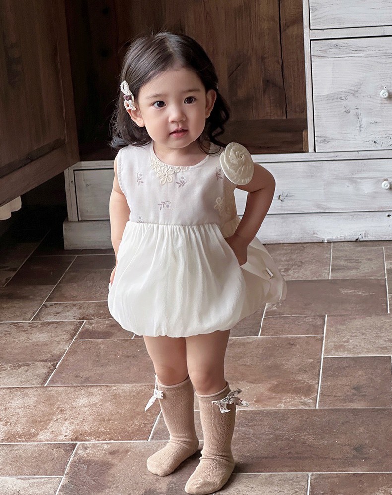 無袖小花包屁裙