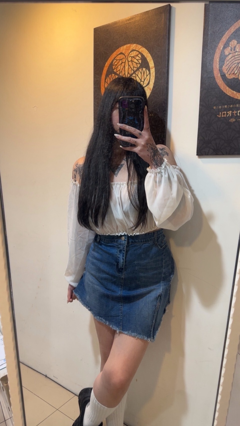 不規則拉鍊牛仔窄裙