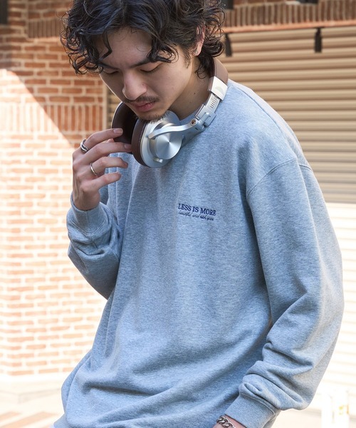 日本 Maison Club Less Is More Sweatshirt