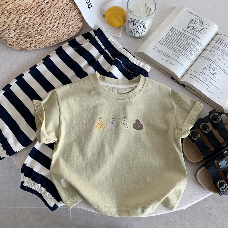 塗鴉梨子印花上衣