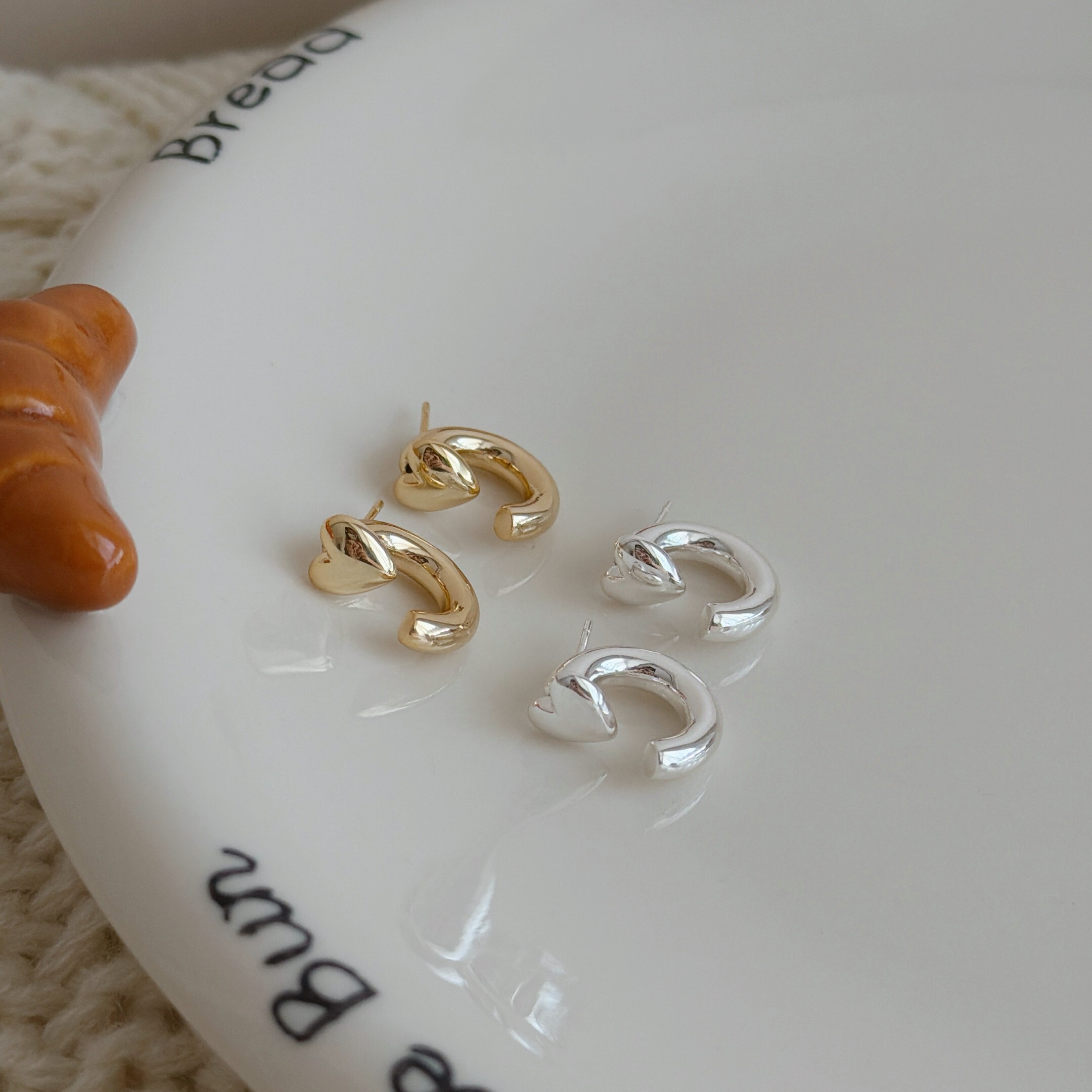 勾勒愛心｜Take Me 純銀針耳環