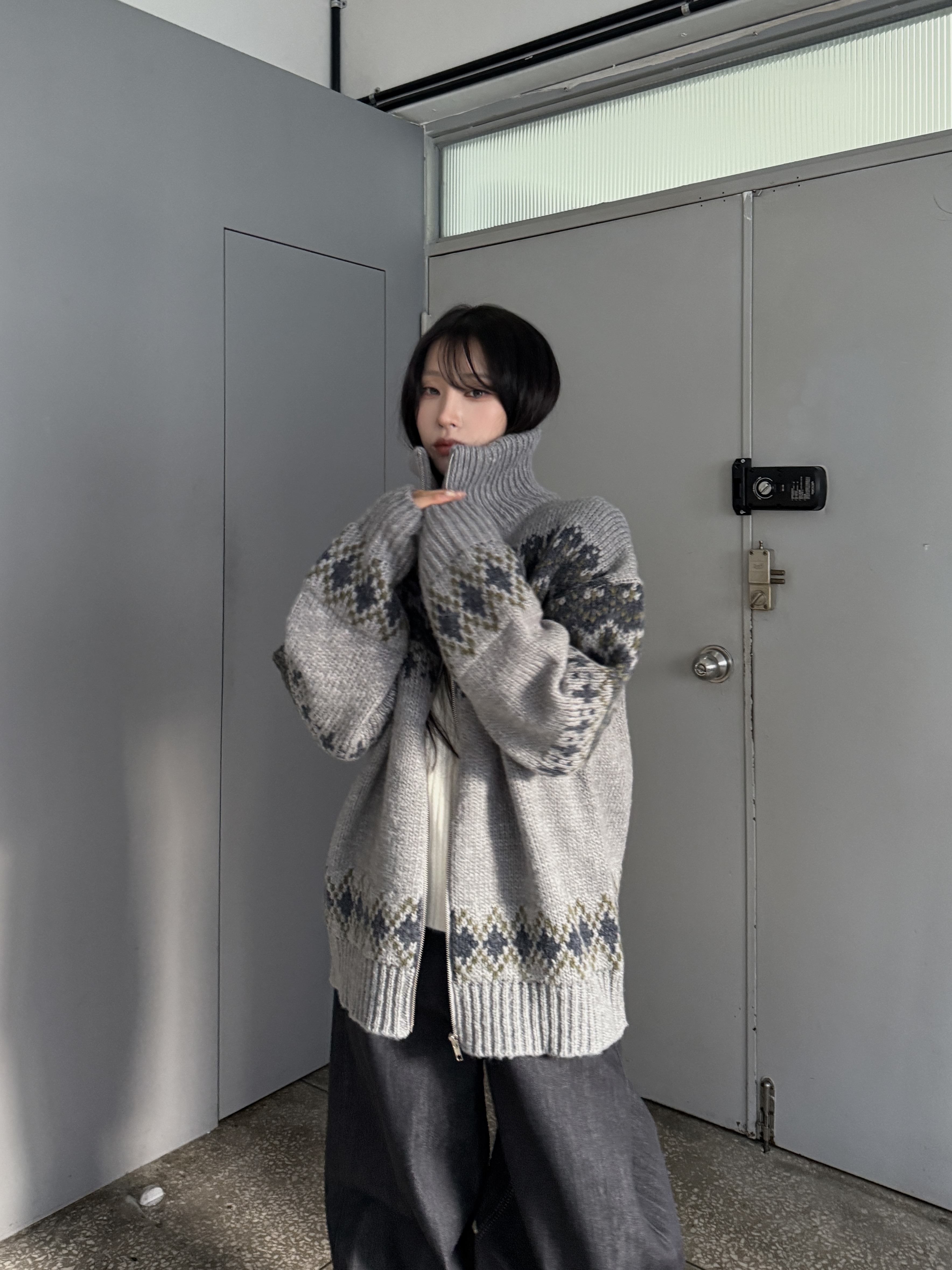 北歐風 復古圖騰 高領寬鬆針織外套（現貨）