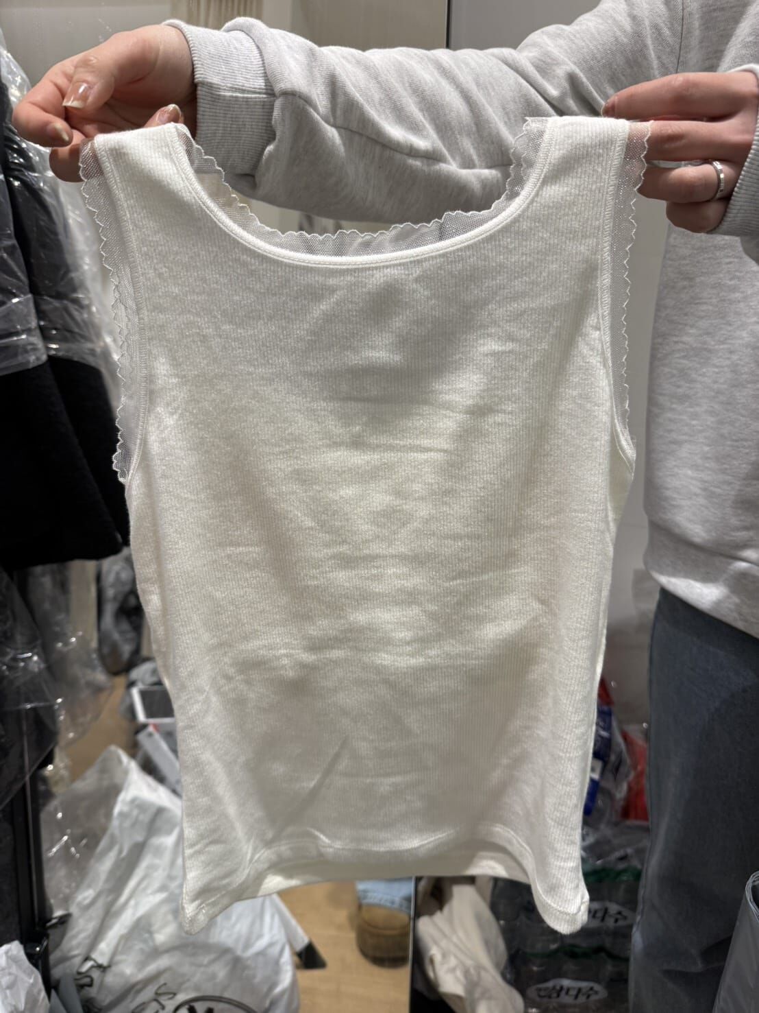 MN5505 紗邊背心Bra Top $188/2pcs *特價* (充值購物金不適用)