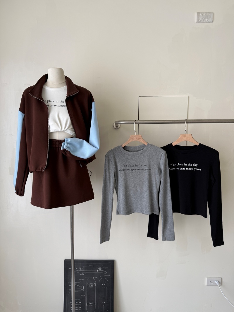 A3245-字母彈力上衣