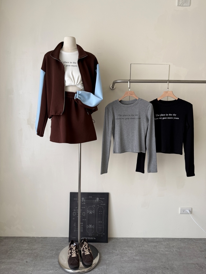 A3245-字母彈力上衣