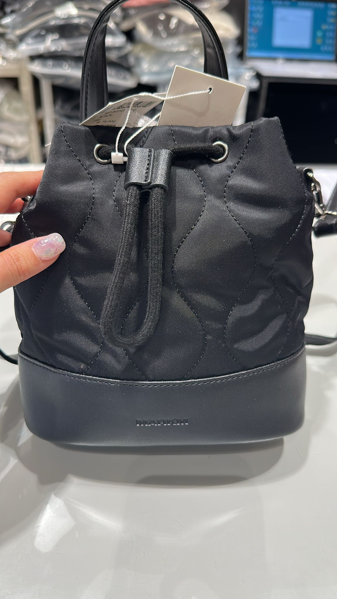 韓國代購 MARKM 新款水桶袋 MA1103