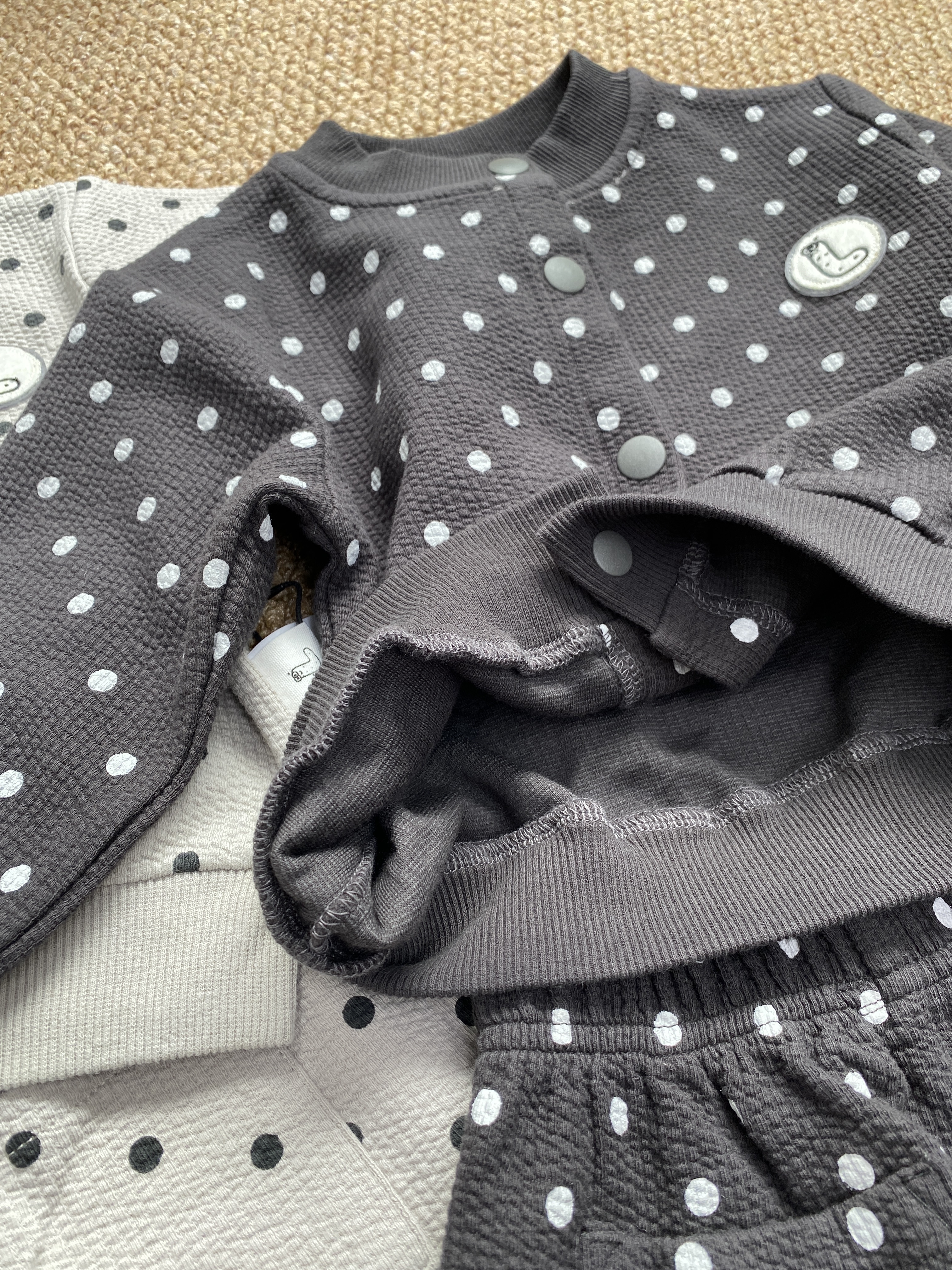 A04251小圓點套裝