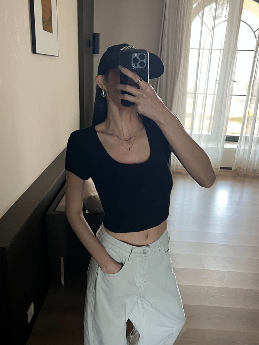 羊絨方領罩杯短T*4色