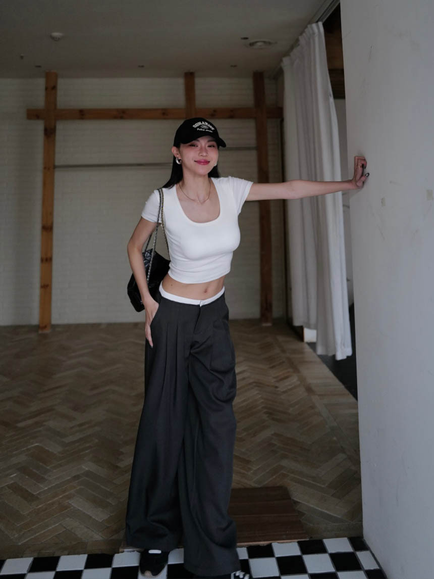 羊絨方領罩杯短T*4色