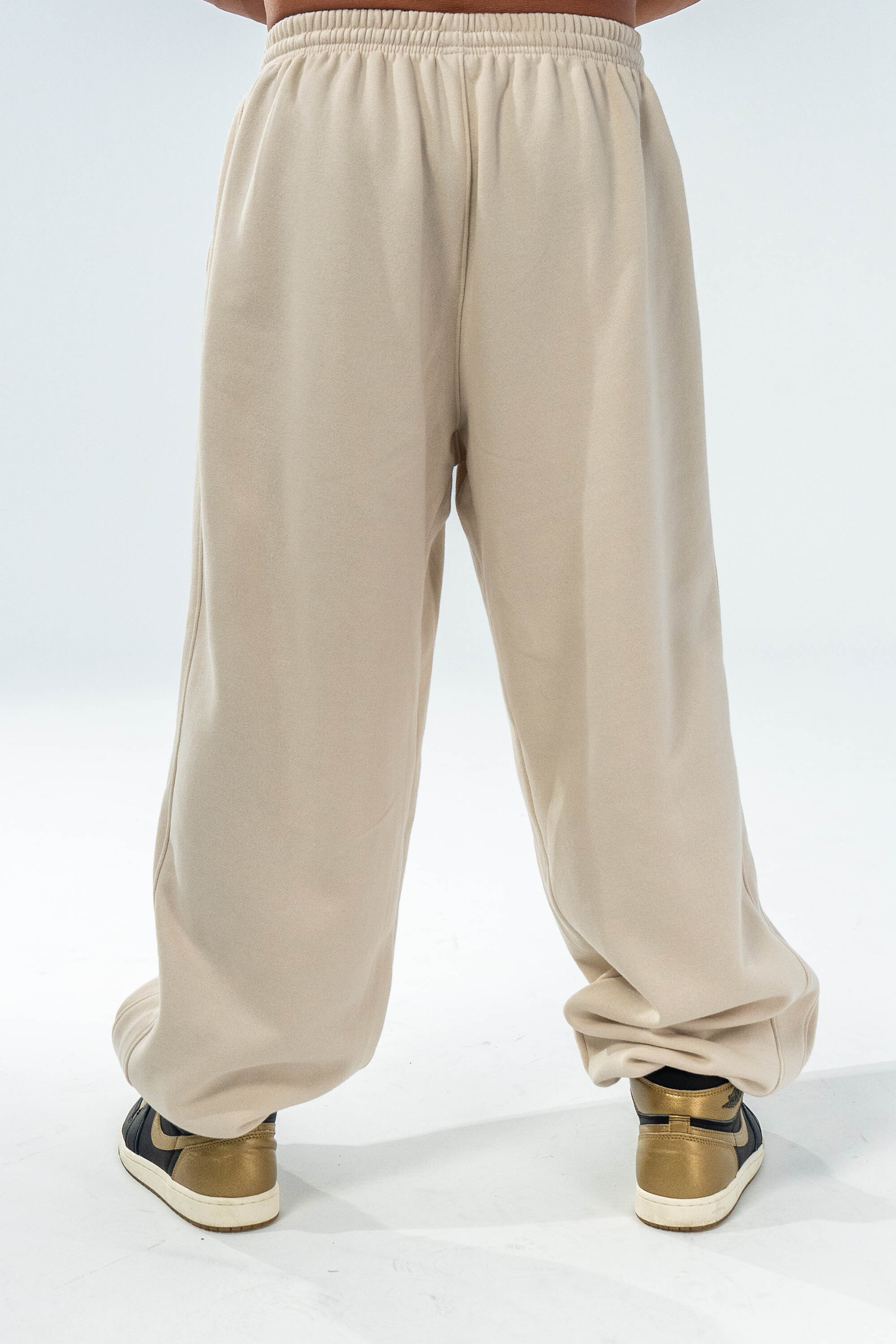 Vesuvius®Oversized jogger-米褐奶油