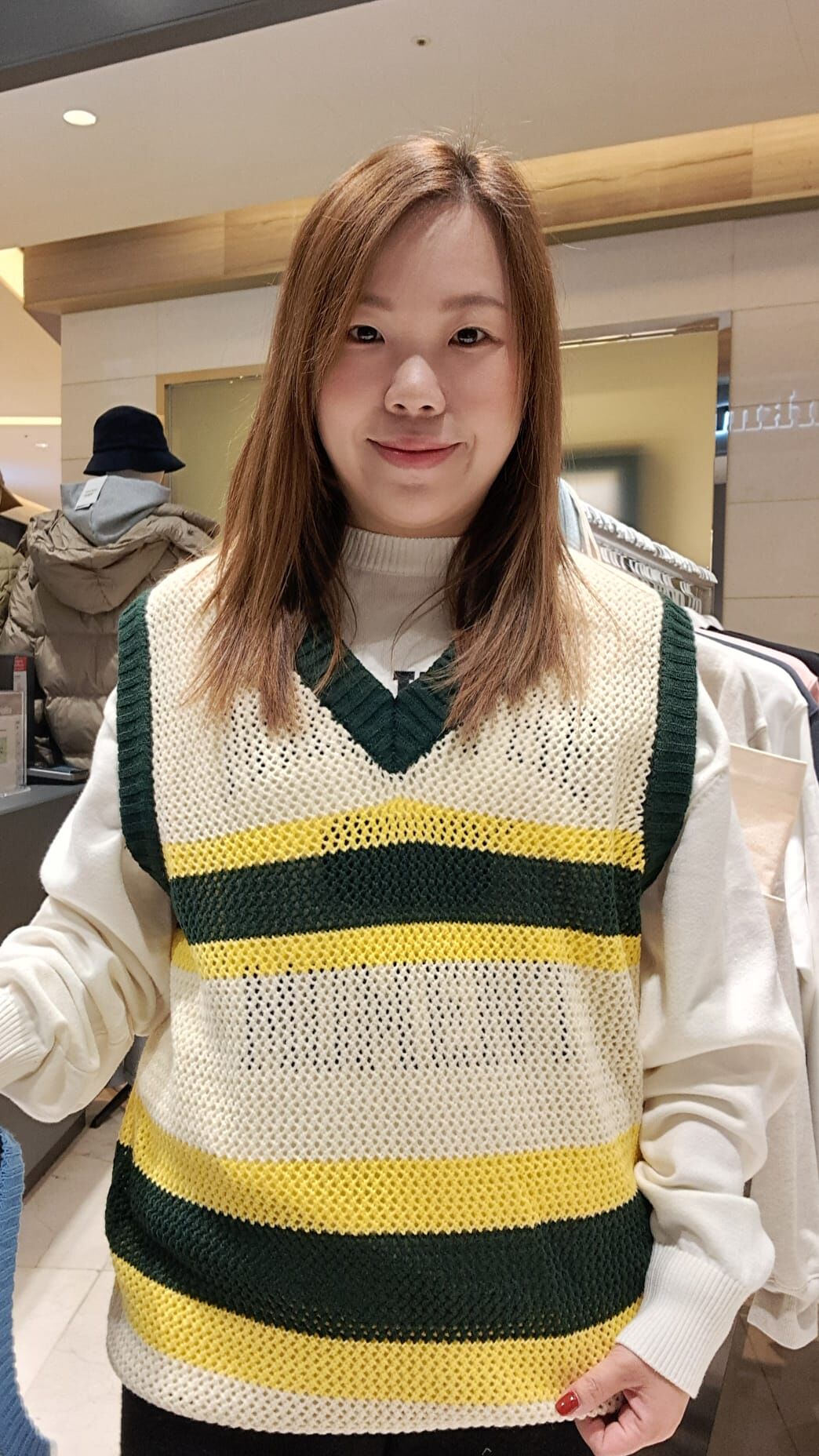 韓國代購 MARKM 特價V領背心MA100932