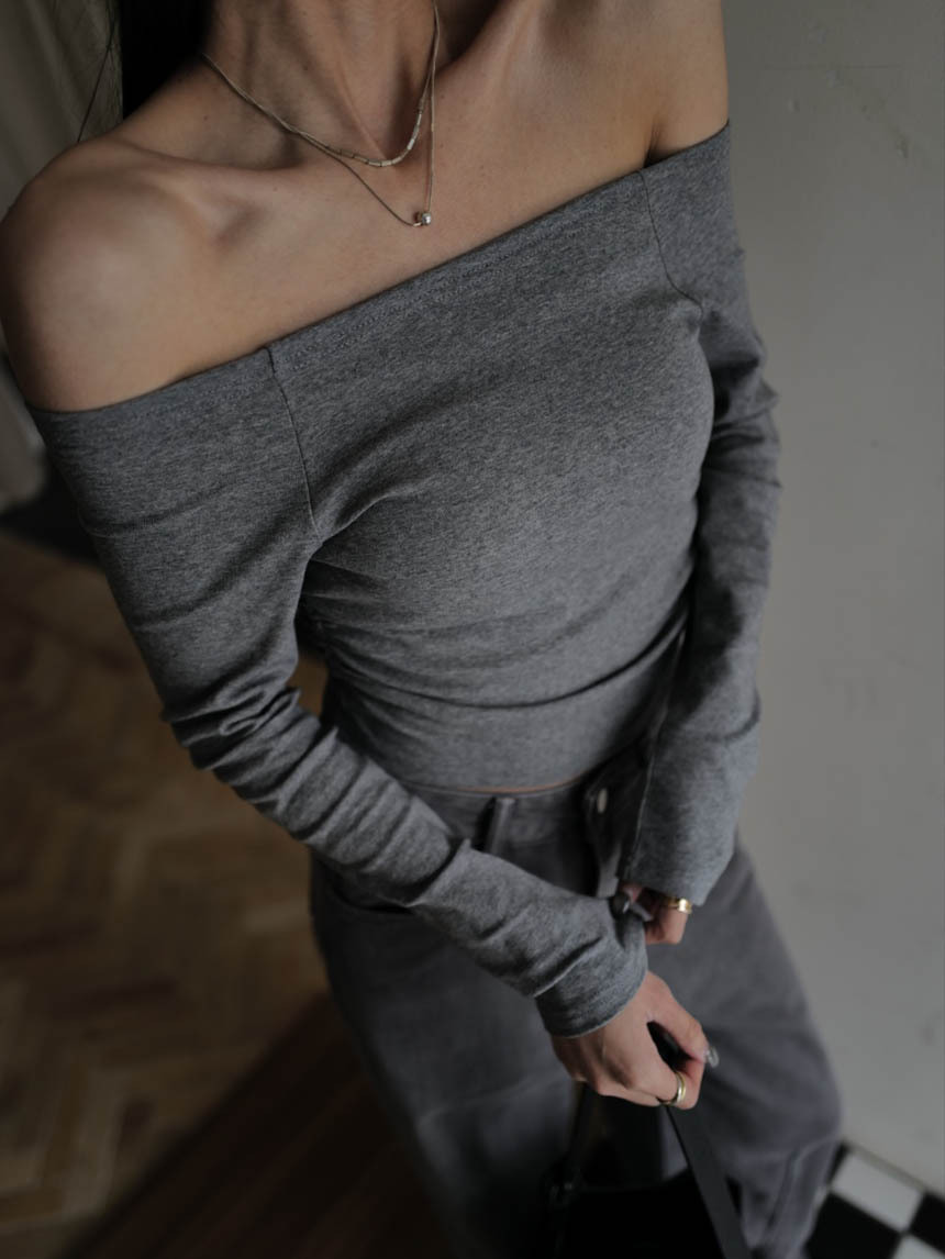 附胸墊一字肩修腰長袖T*3色