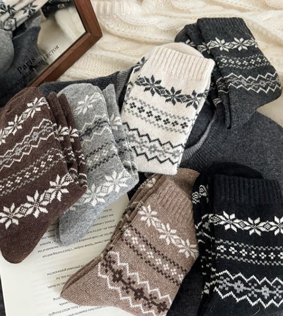 女款雪花圖騰長襪