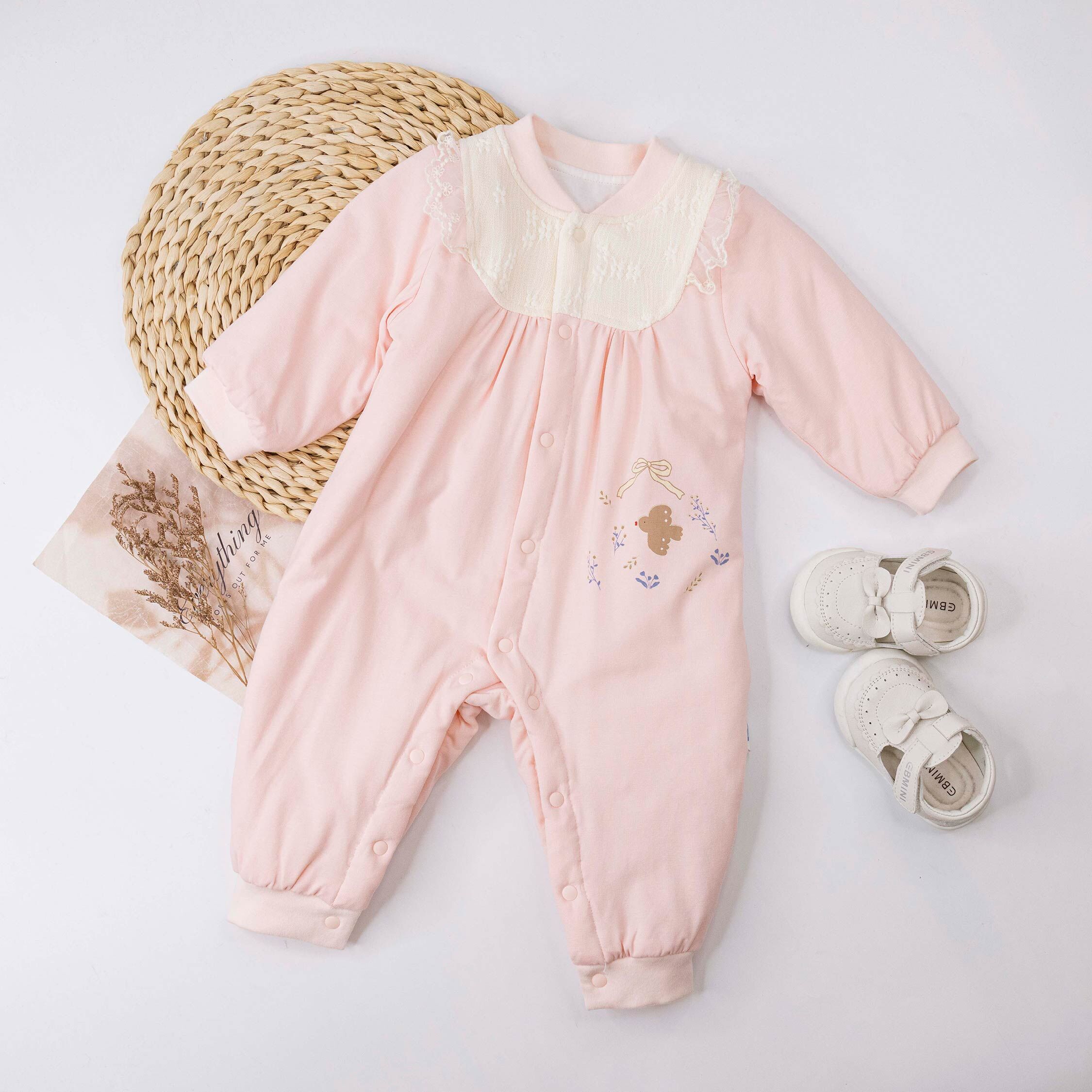 衣拉語【JG5510】童趣小鳥花邊刺繡鋪棉連身衣＊二色