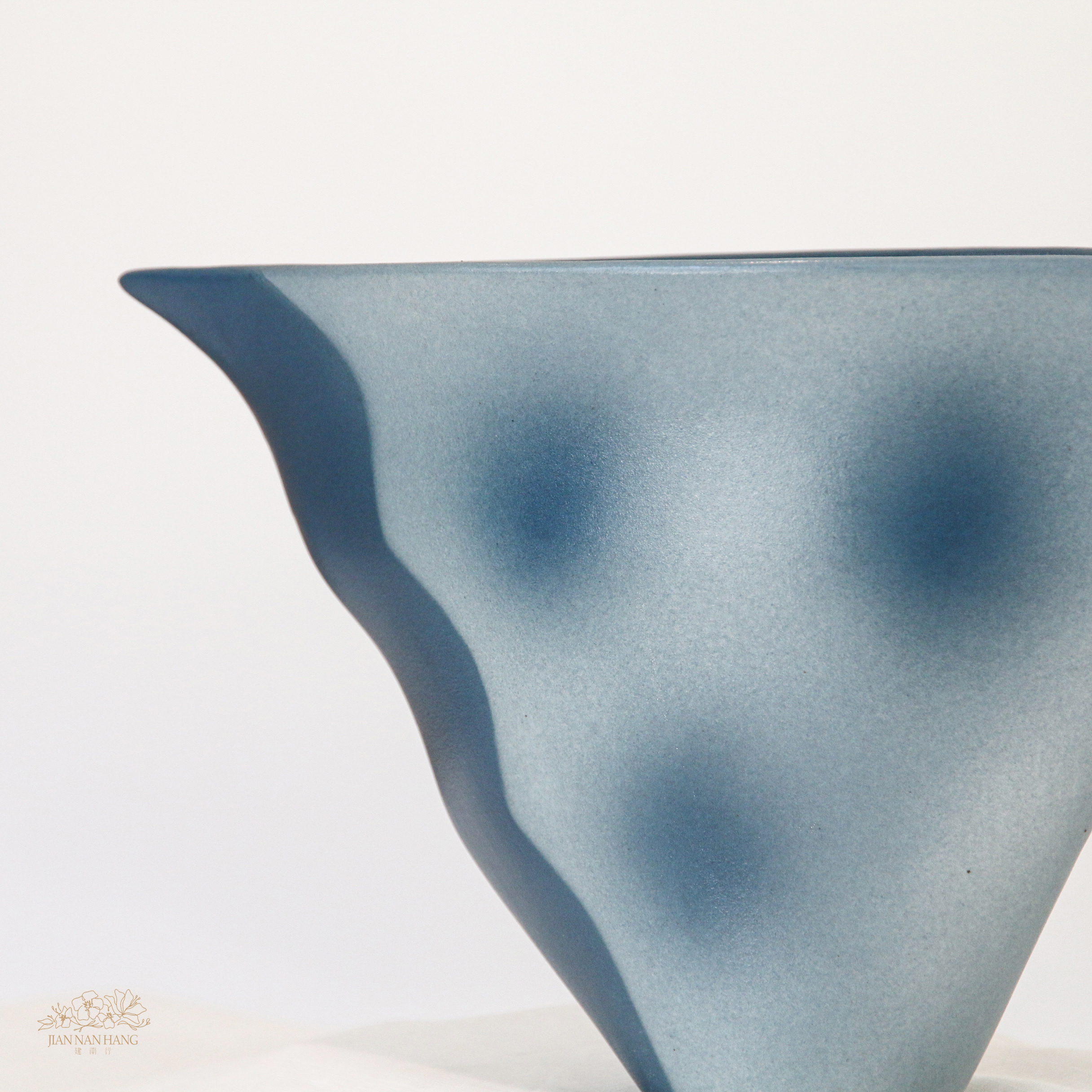 手作陶瓷花器- 千紅 藍