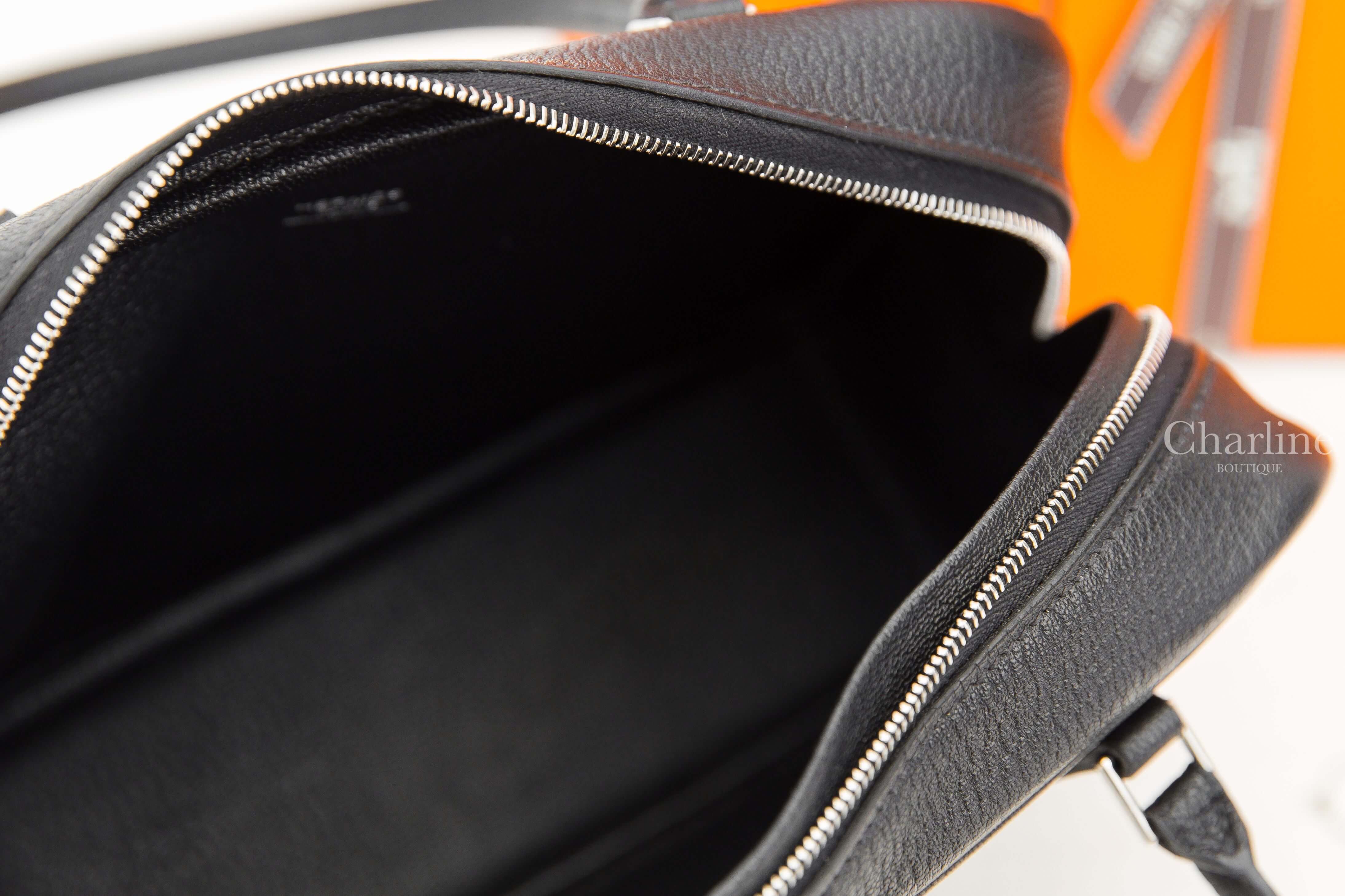 Hermès Plume Mini 89 Noir Chevre Mysore 黑色銀色拉鍊迷你手提包-Charline Boutique 精品代購