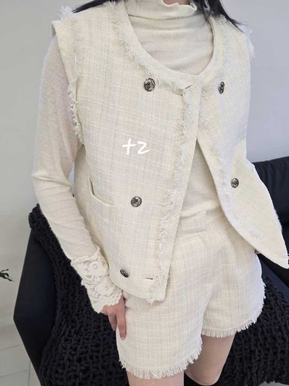 VS06 胸39 長42.5 $499 (一口價)