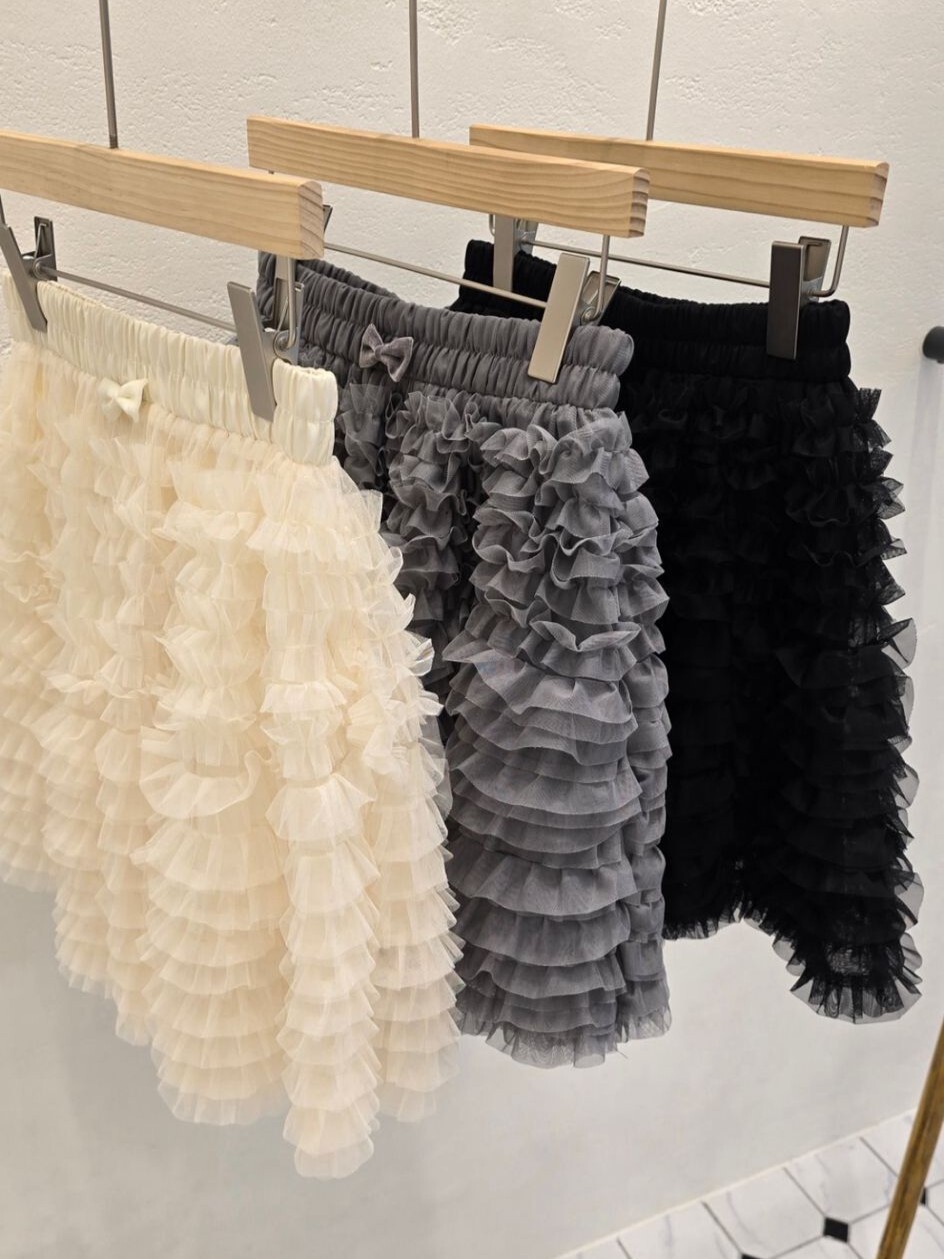 VS18 腰26-38 Hip 46 長16 $399 (一口價)