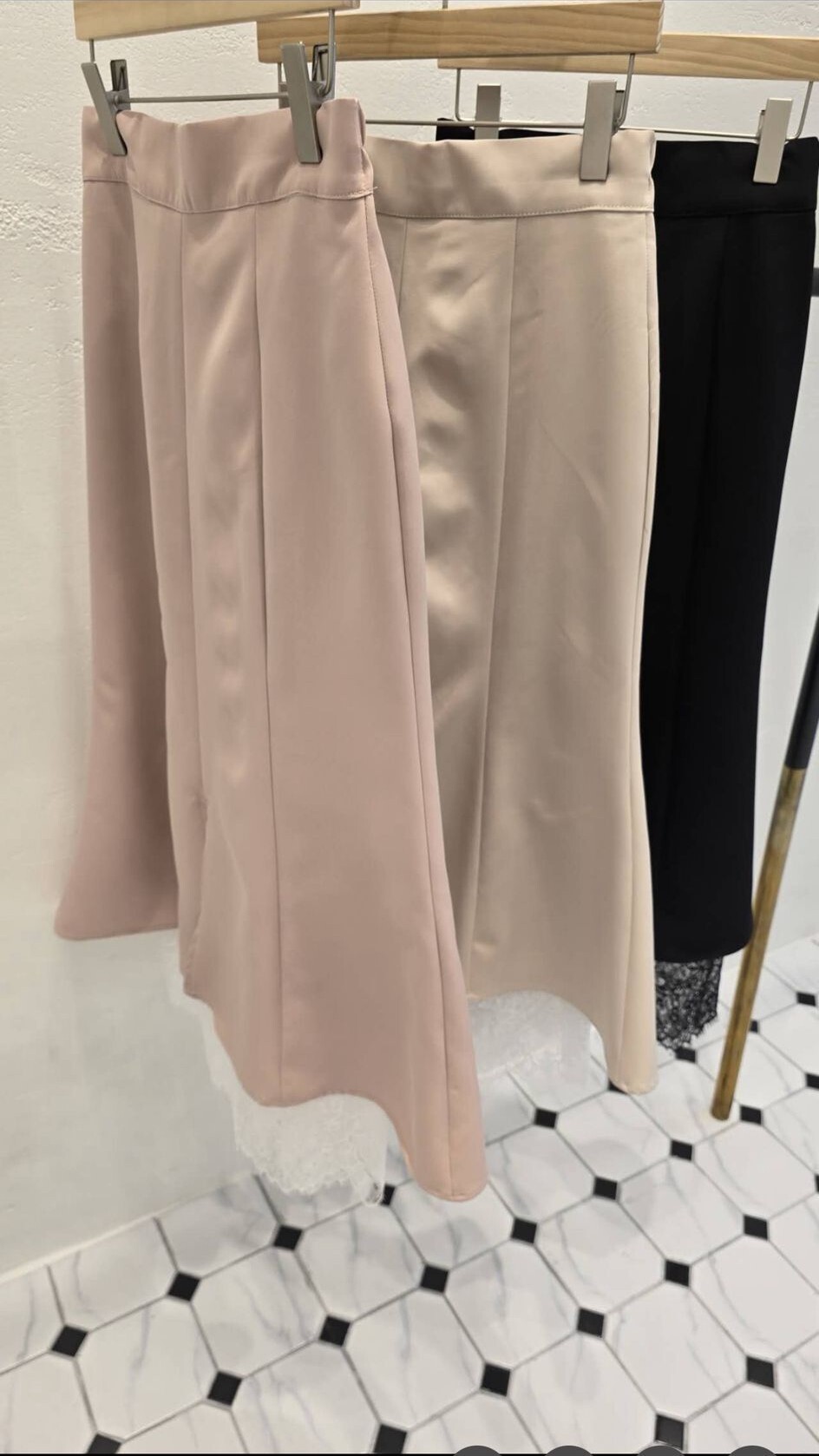 VS23 腰26-34.5 Hip 41 長35.5 $419 (一口價)