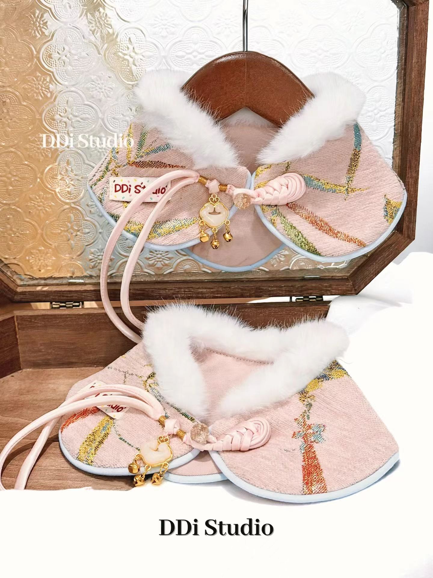 DDI STUDIO 毛绒新中式铃铛 宠物口水巾