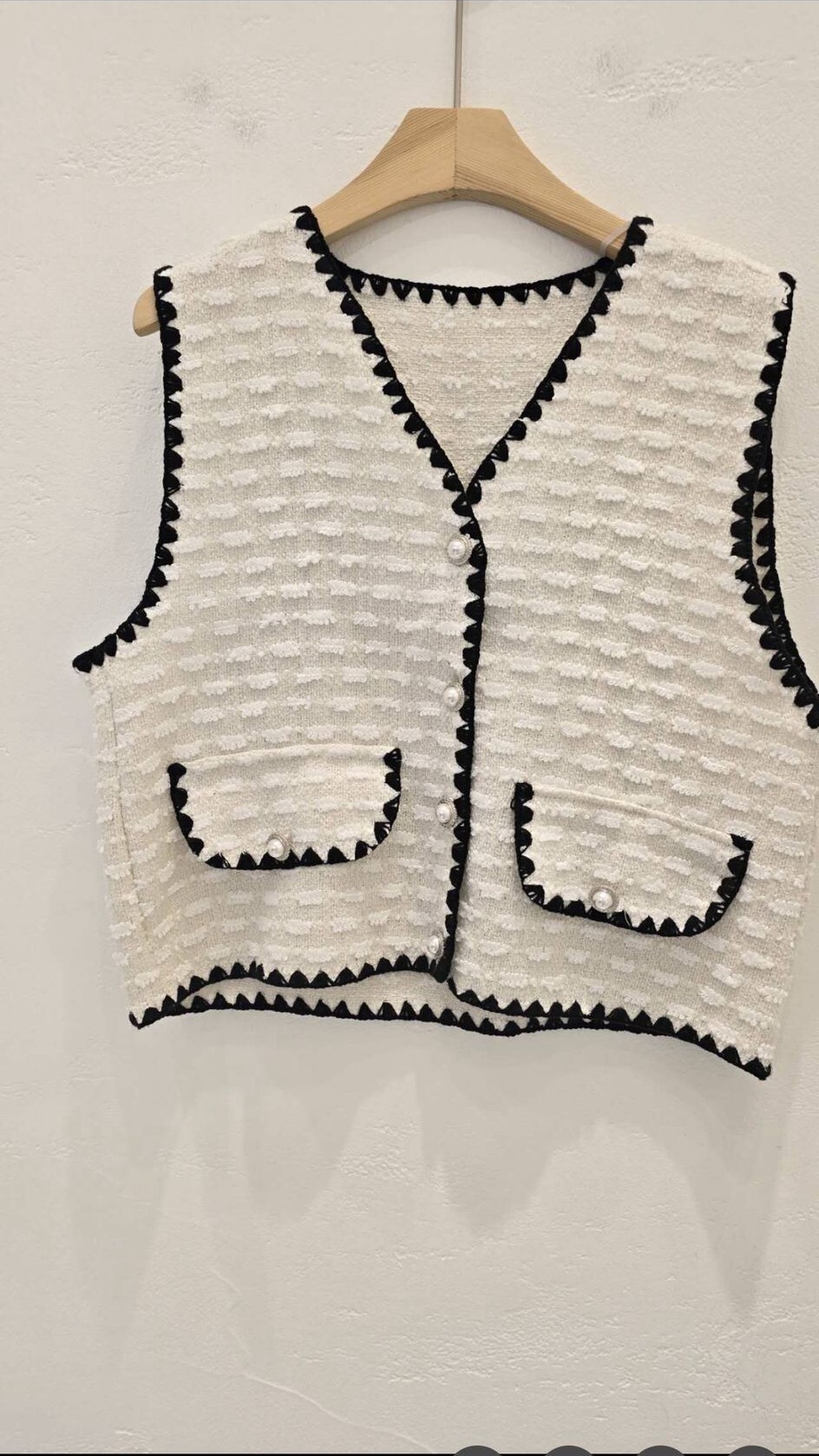 VS32 胸39 長18.5 $399 (一口價)