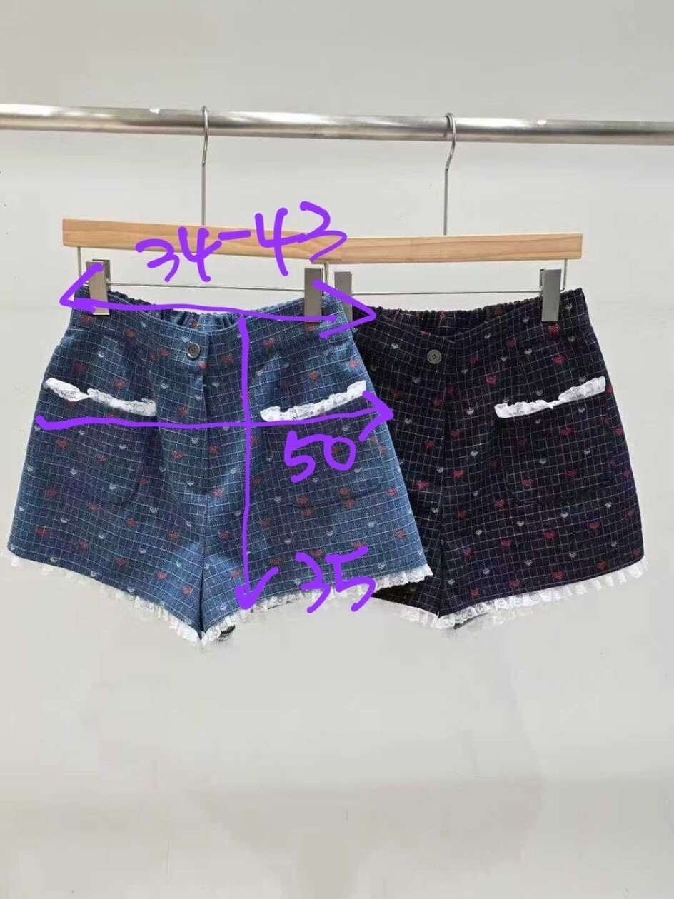 VS35 腰26.5-34 HIP42 長14 $499 (一口價)