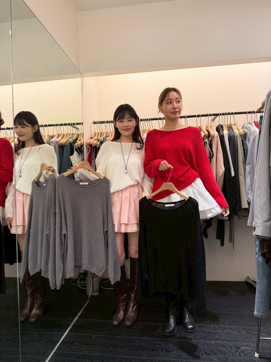 OB5501 船領薄針織上衣 *特價* (優惠碼同充值購物金不適用)