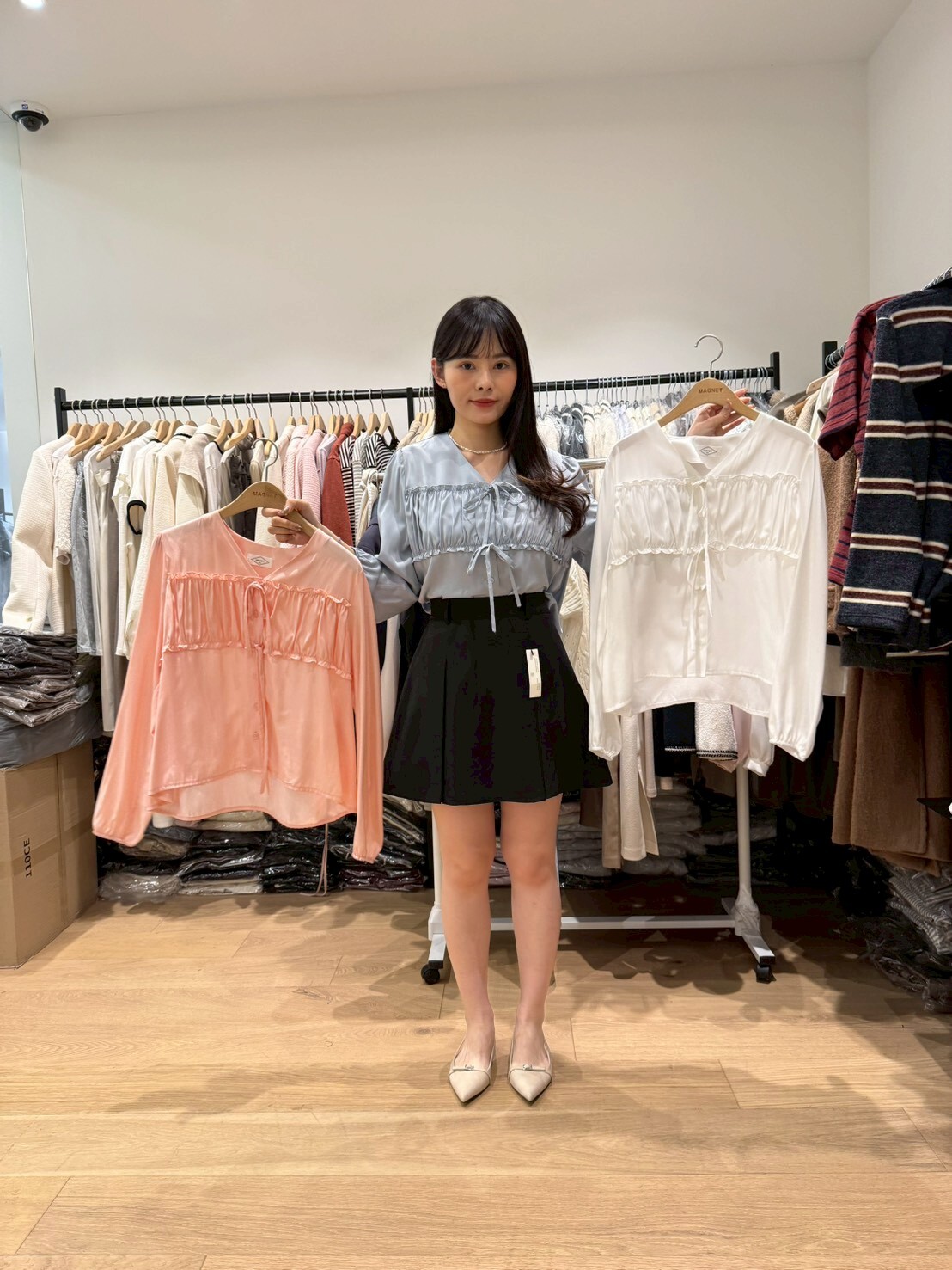 MN5422 胸前皺摺綁帶襯衫 *特價* (優惠碼同充值購物金不適用)