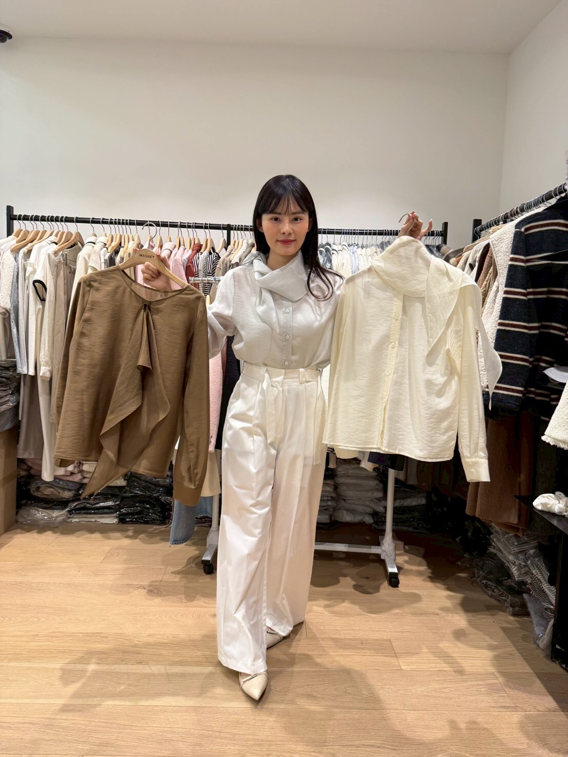 MN5426 絲巾綁帶襯衫 *特價* (優惠碼同充值購物金不適用)