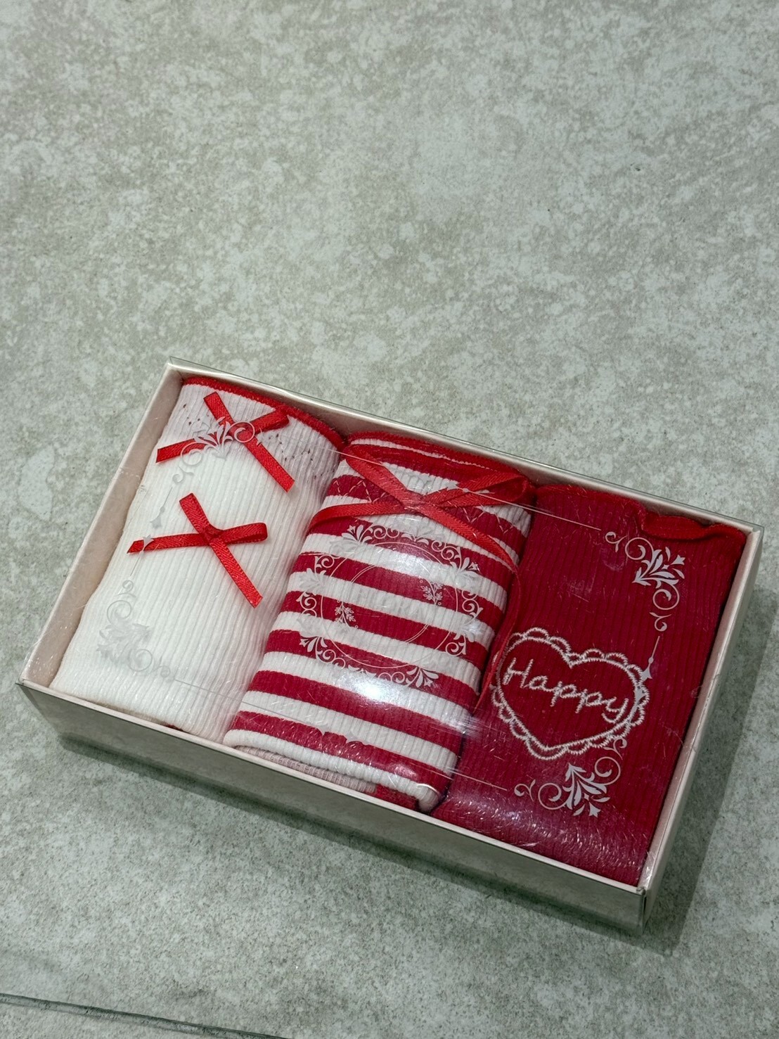 FL5524 紅白色系少女款內褲 3條套裝 *特價* (充值購物金不適用)