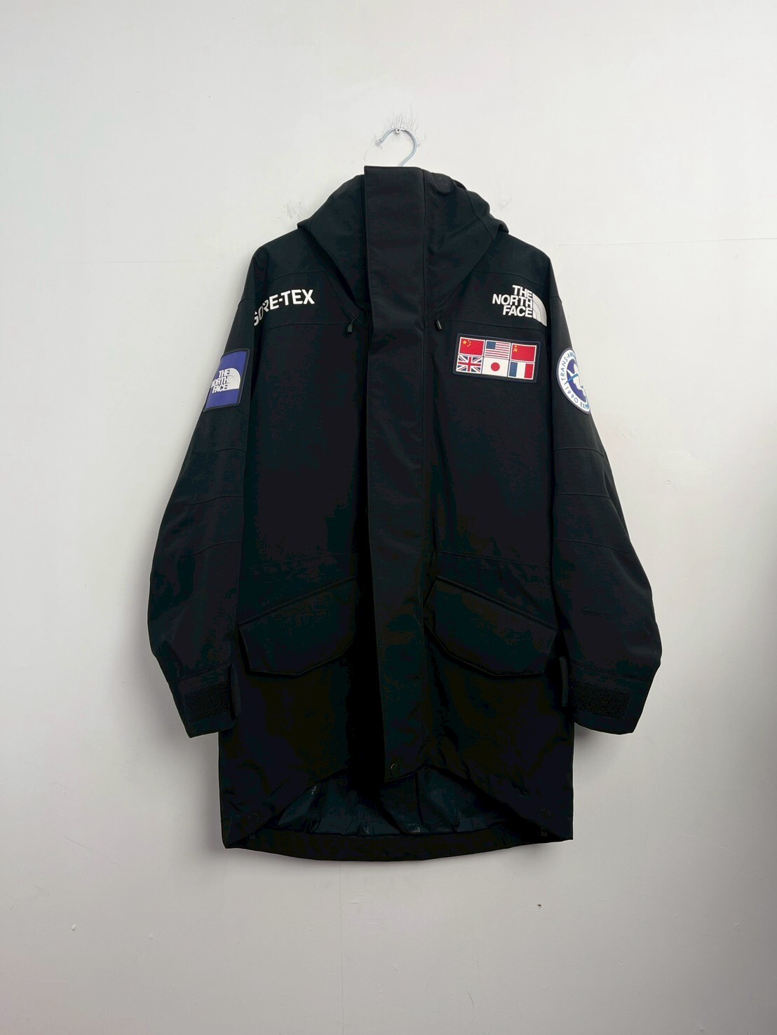 THE NORTH FACE Gore-Tex Waterproof Jacket Transantactica Parka SIZE M