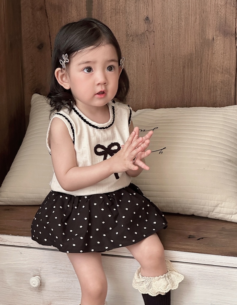蝴蝶結背心+點點包屁褲裙(73-100)