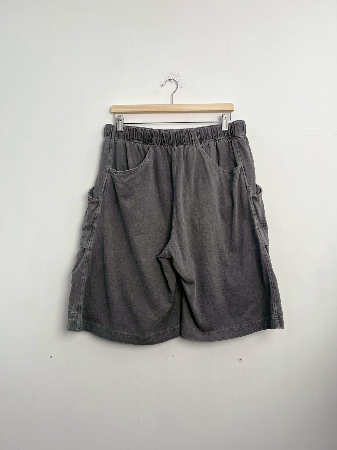N.HOOLYWOOD  2251-CP50-025 POCKET SHORTS SIZE 40