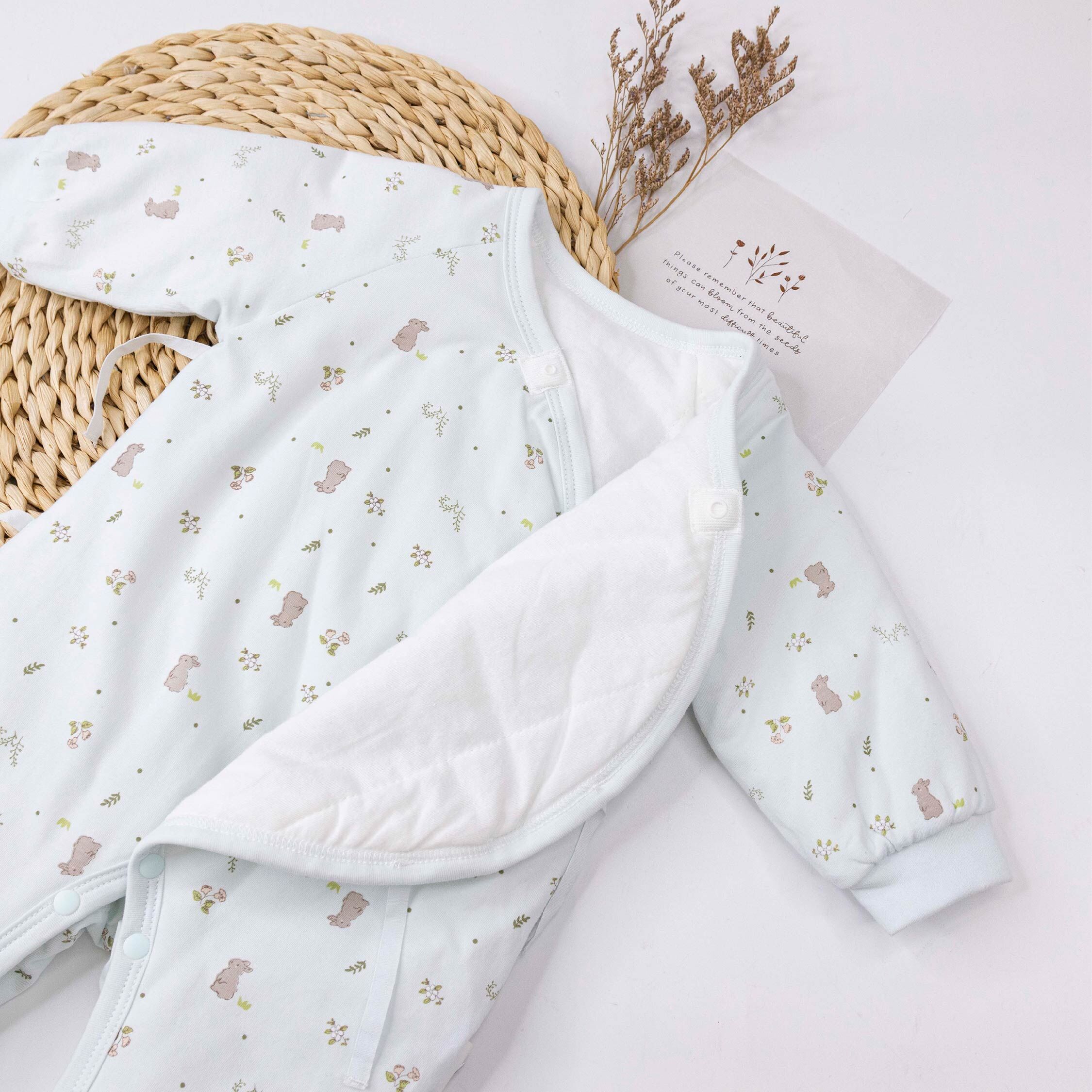 衣拉語【JG5512】滿版可愛小兔鋪棉連身衣＊三色