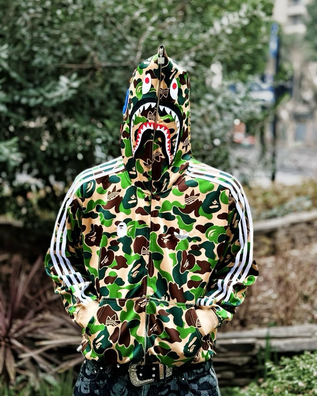 【逢甲FUZZY】BAPE® x Adidas SHARK TRACK HOODIE 綠迷彩 鯊魚 連帽外套 世界杯 聯名款