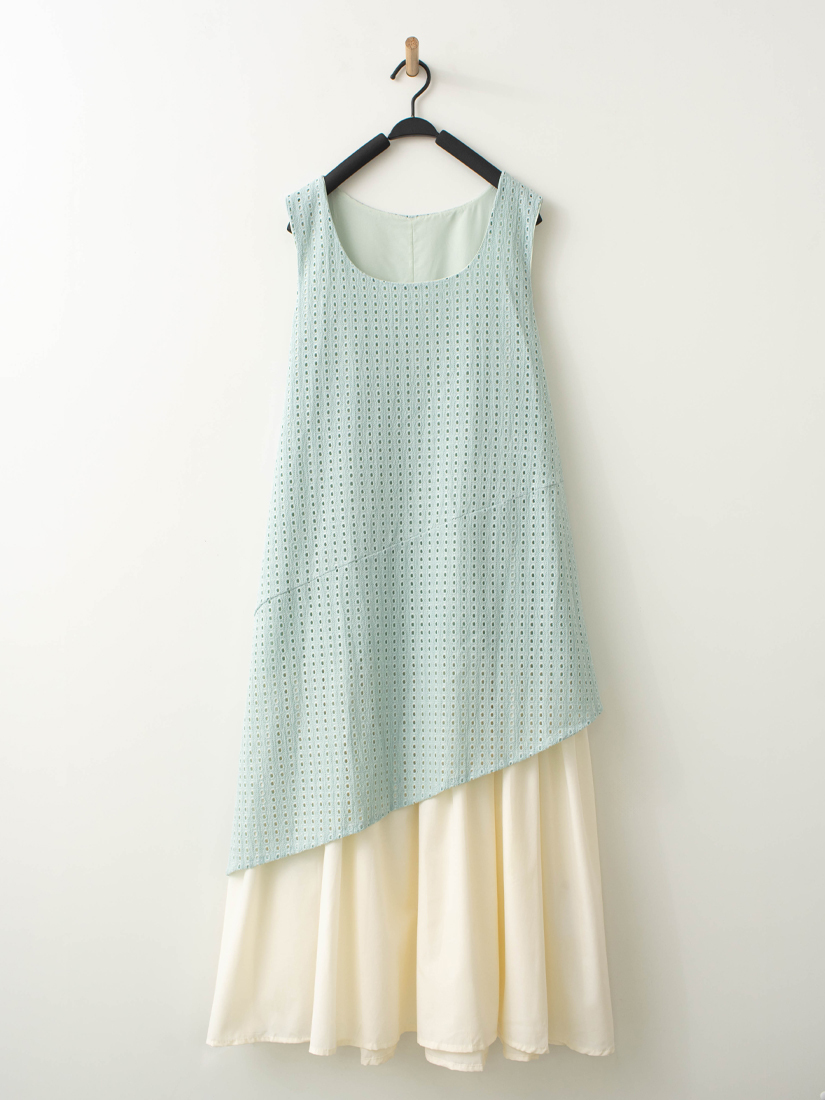 層次簍空蕾絲無袖背心洋裝