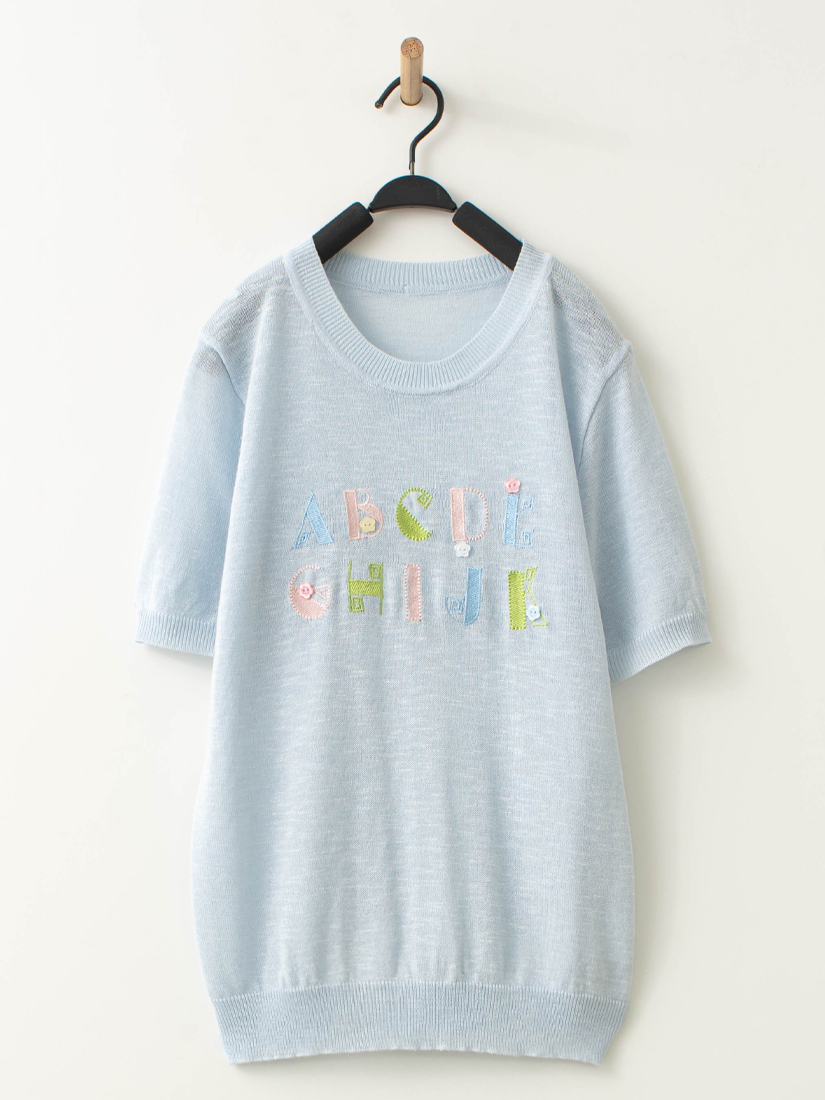 微透膚質感繡花針織上衣