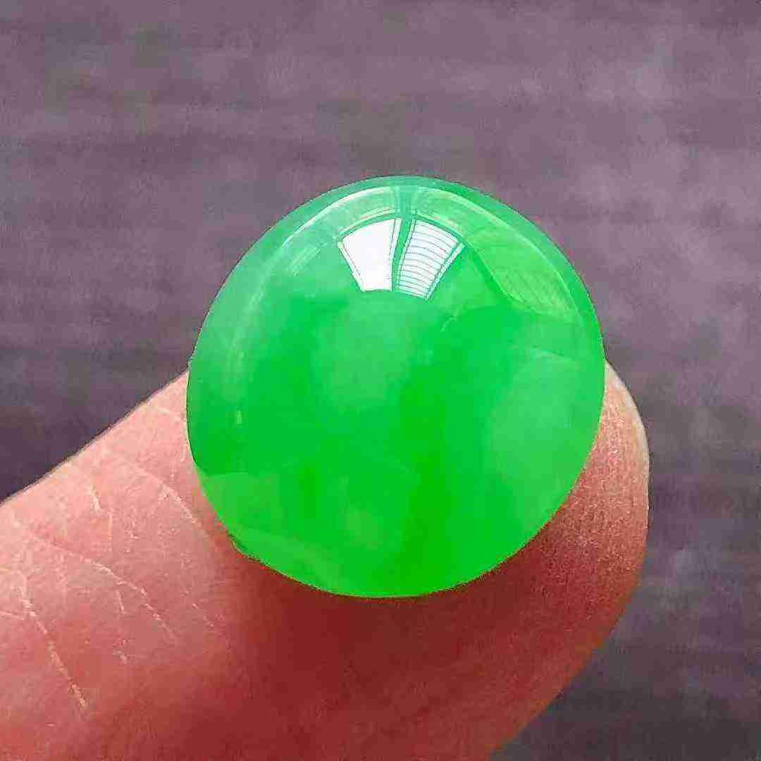 123454 翡翠高冰陽綠蛋面