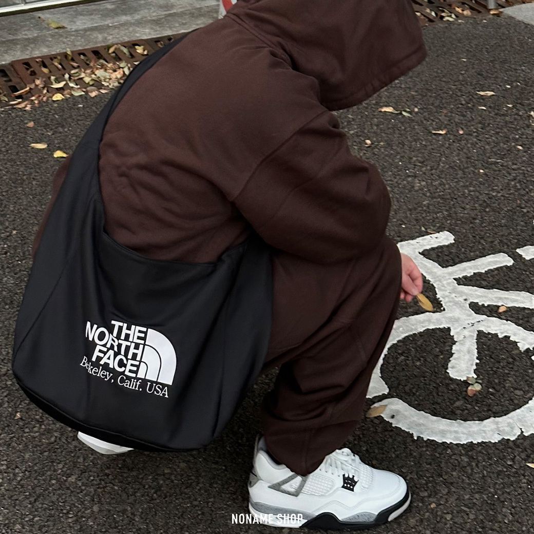THE NORTH FACE HOBO BAG  經典 LOGO 手提 肩背包 兩色