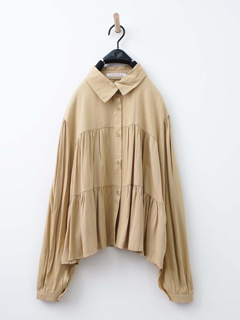 素色交叉領片層次上衣