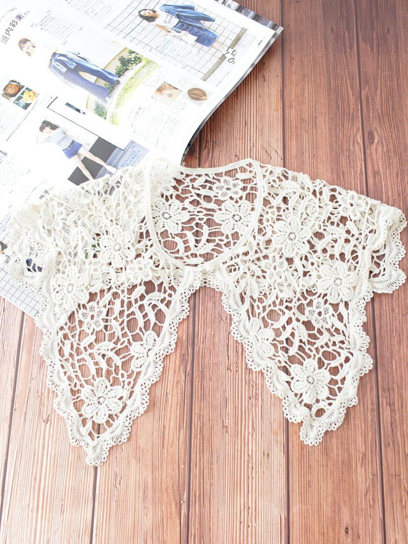 珍珠釦造型蕾絲領片(7色)