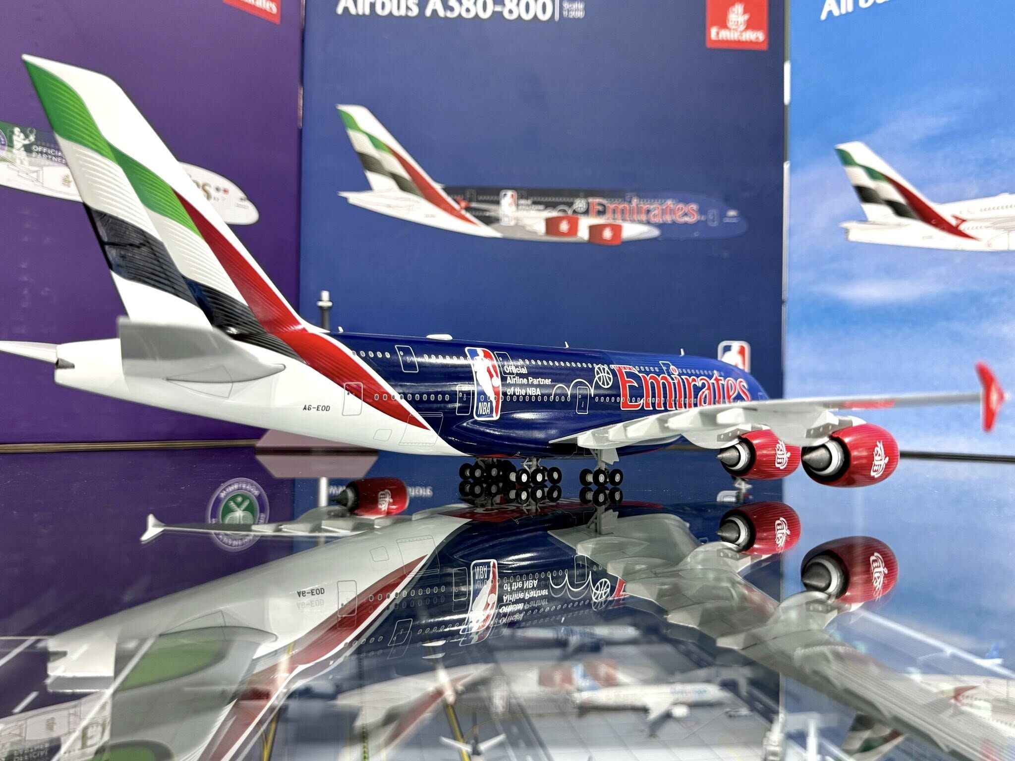 1/200 阿聯酋航空 A380 註冊號碼：A6-EOD NBA 合作夥伴--------限量